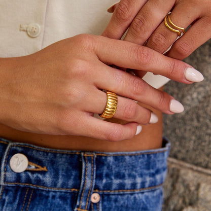 Chunky Calira - Wodoodporny Pierścionek