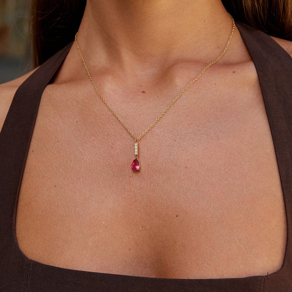 Naszyjnik Kryształowy Ruby w Kształcie Łzy - Wodoodporny Naszyjnik