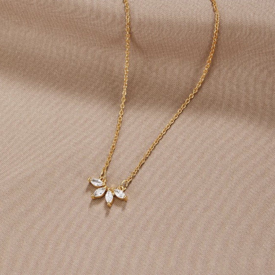 Tiffany Crystal - Wodoodporny Naszyjnik z zawieszką w kształcie liścia
